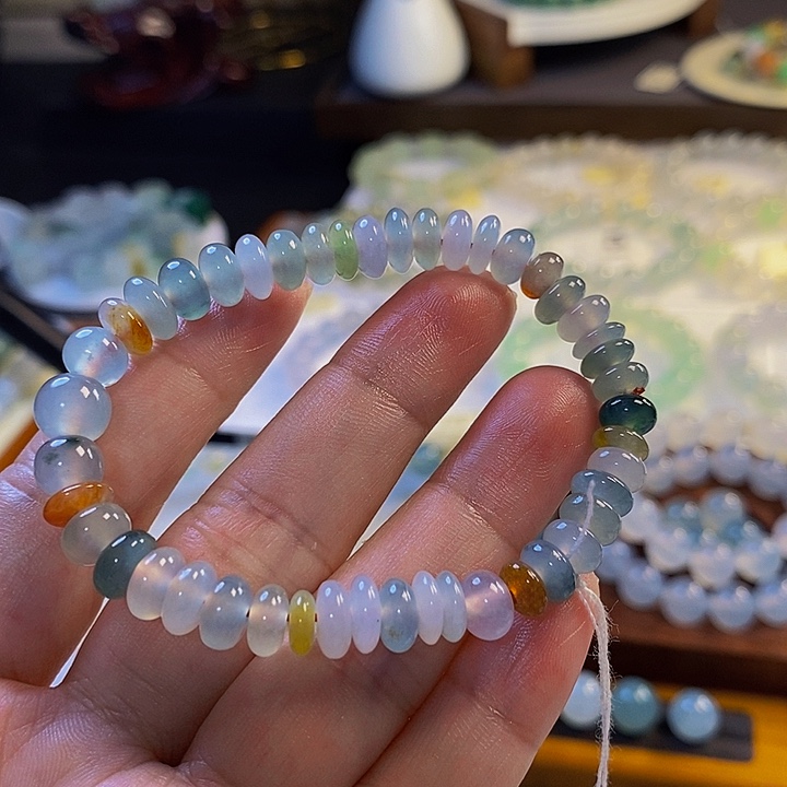 定制翡翠未镶嵌翡翠.