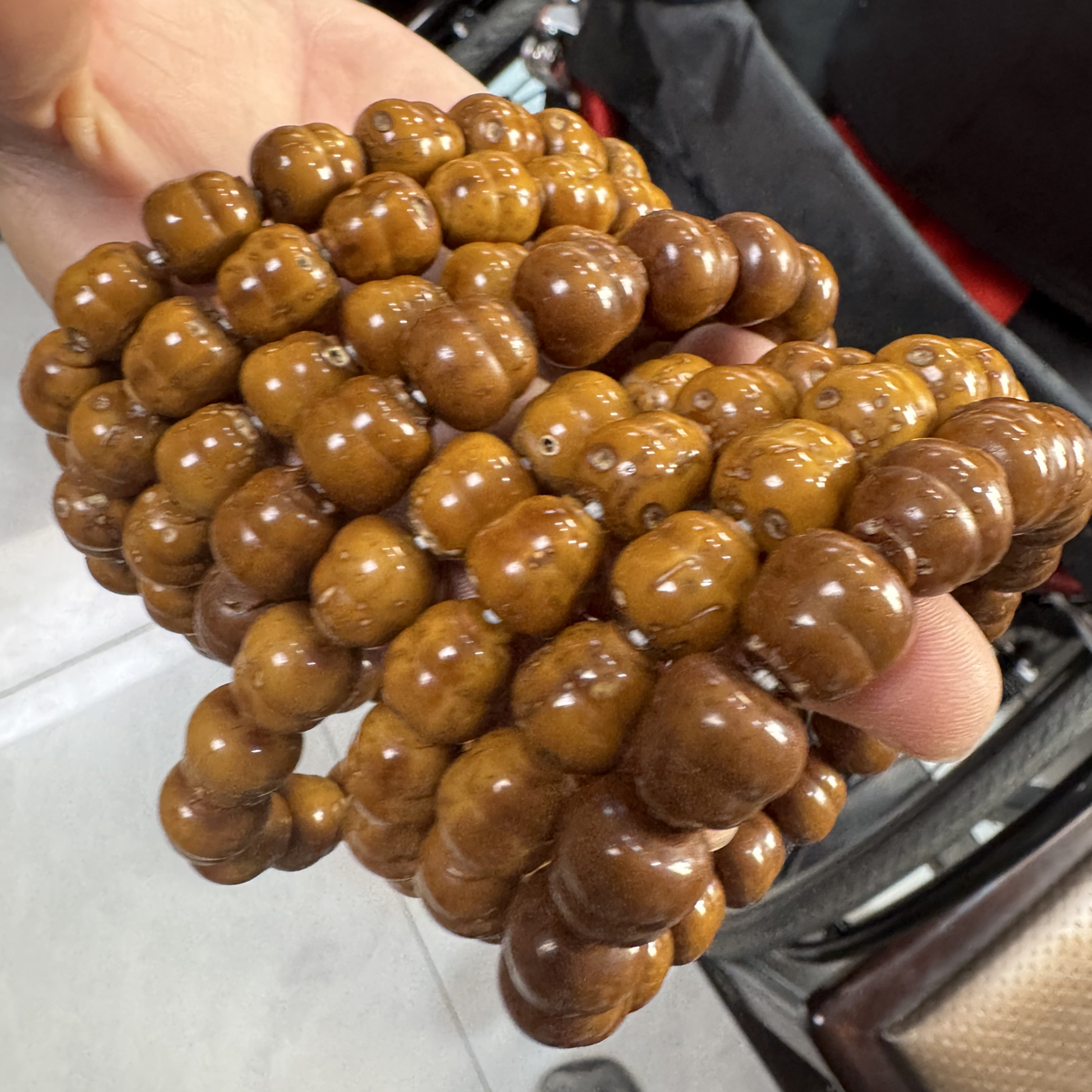 z4紫金鼠葫芦手串尺寸随机