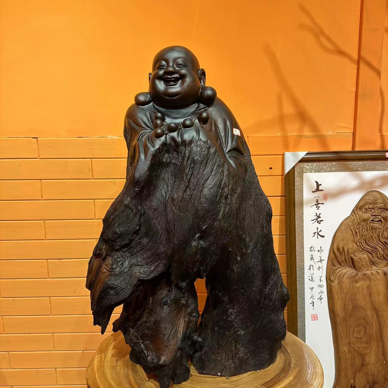 《佛珠·弥勒》鸡翅木手工雕刻摆件 尺寸：65-36-90