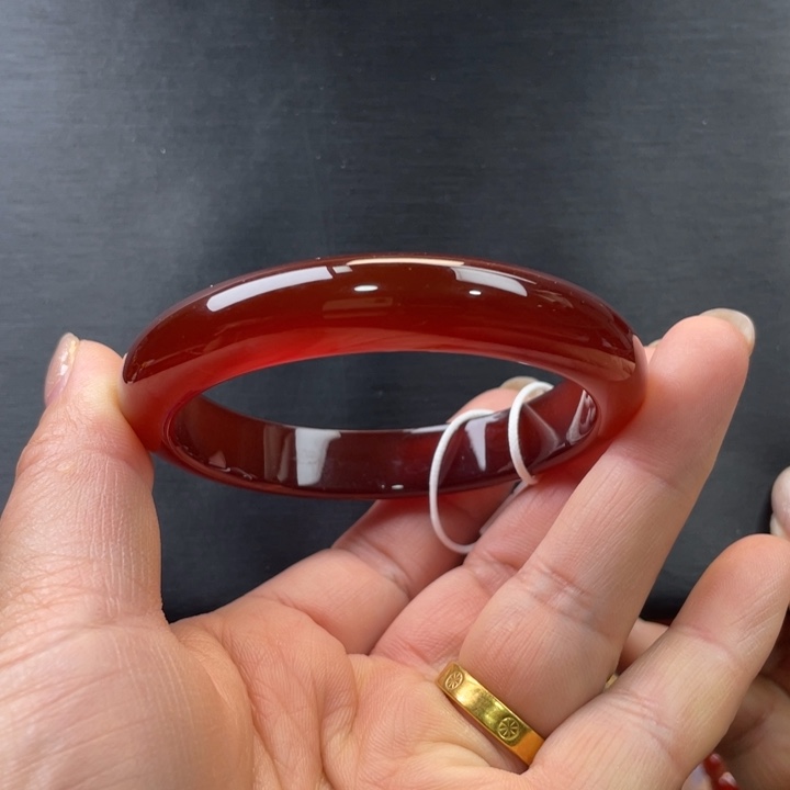 玛瑙/玉髓未镶嵌手镯58.8