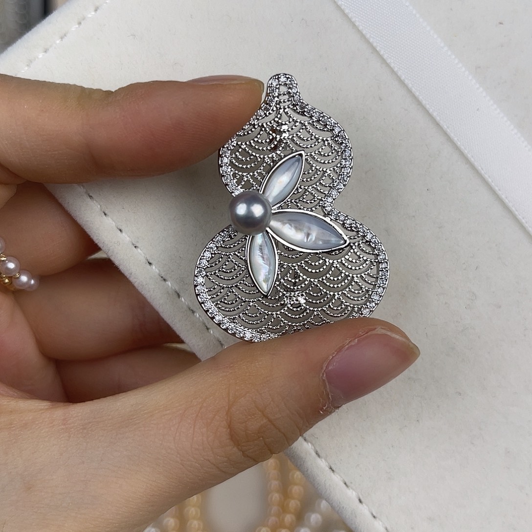 海水珍珠胸饰未镶嵌