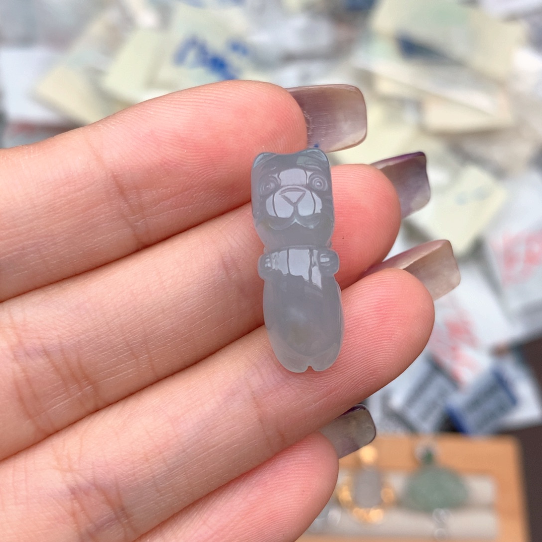未镶嵌挂件翡翠….