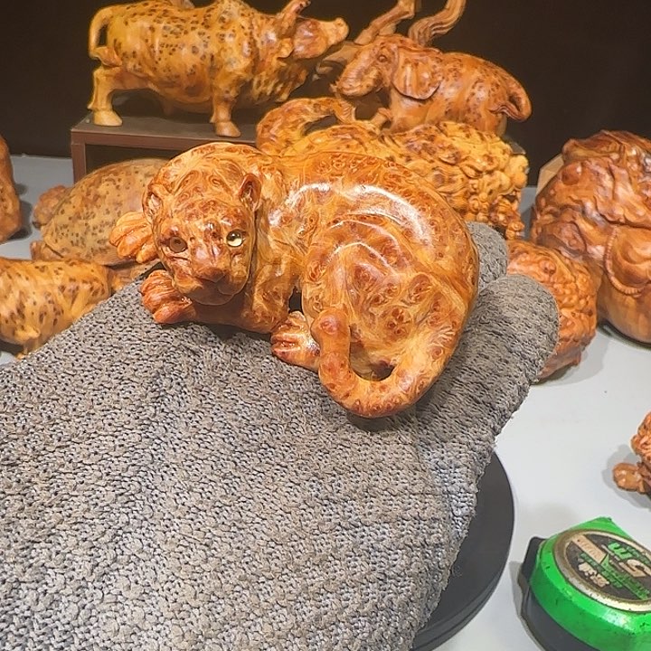 柏木用****0太行崖柏豹子