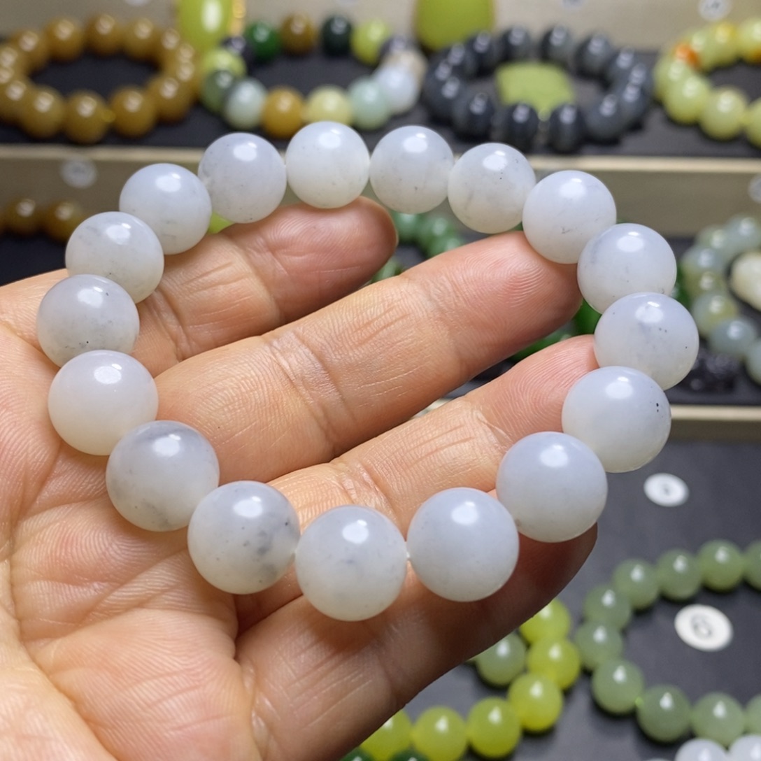 和田玉手串未镶嵌