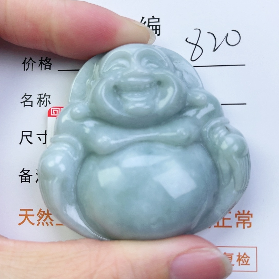 翡翠颈饰未镶嵌佛公