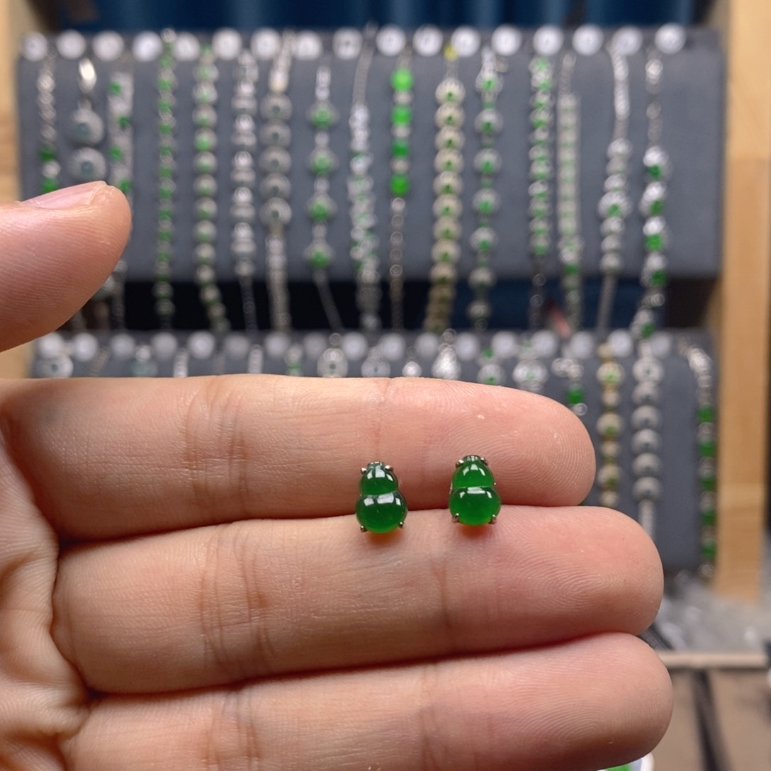 翡翠银S925镶嵌颈饰s**l