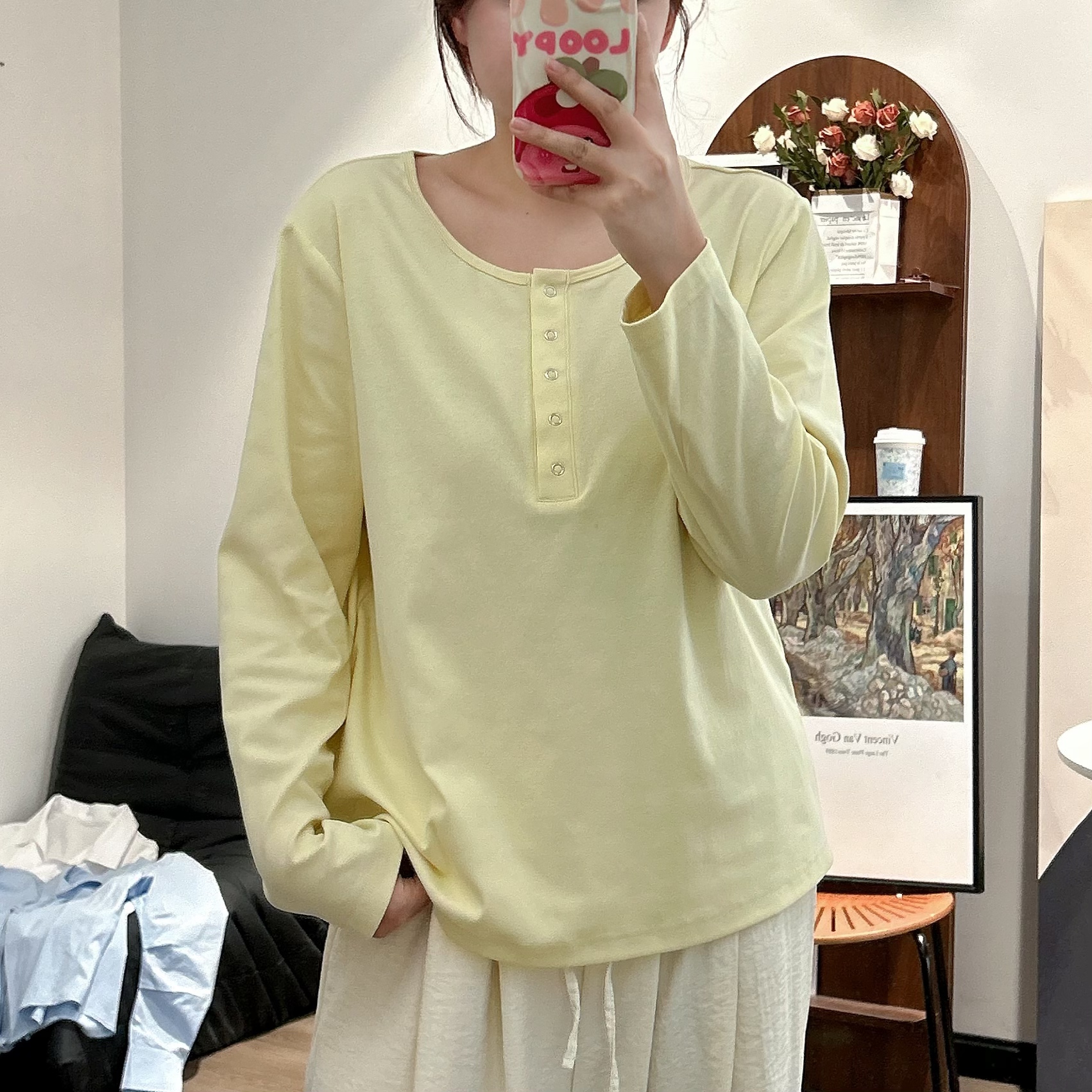 【咔咔】奶冻-春款长袖打底五爪扣圆领简约套头百搭上衣K0244