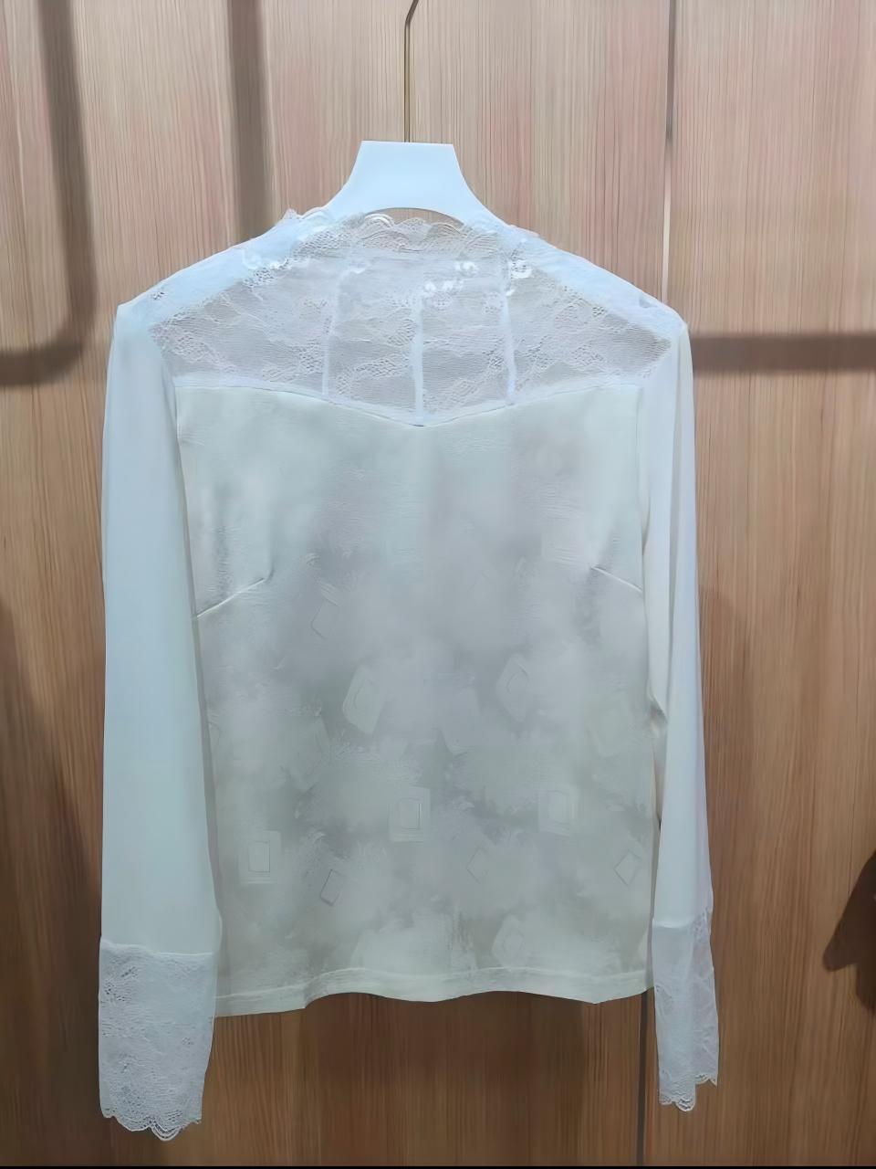 闭月羞花——透视拼接长袖上衣 温柔质感满溢 尽释优雅格调