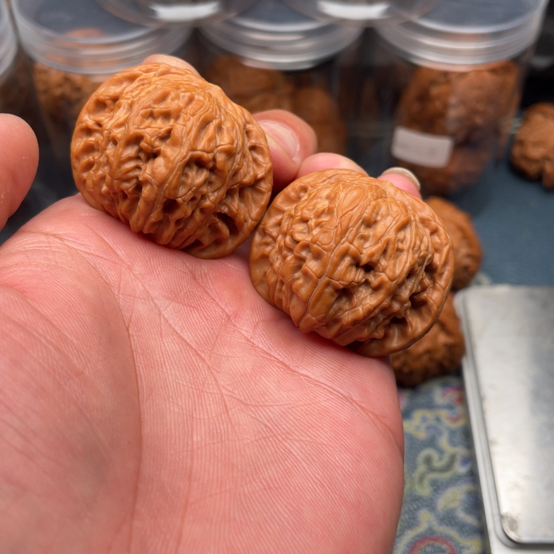 文玩核桃把件落**侠山地磨