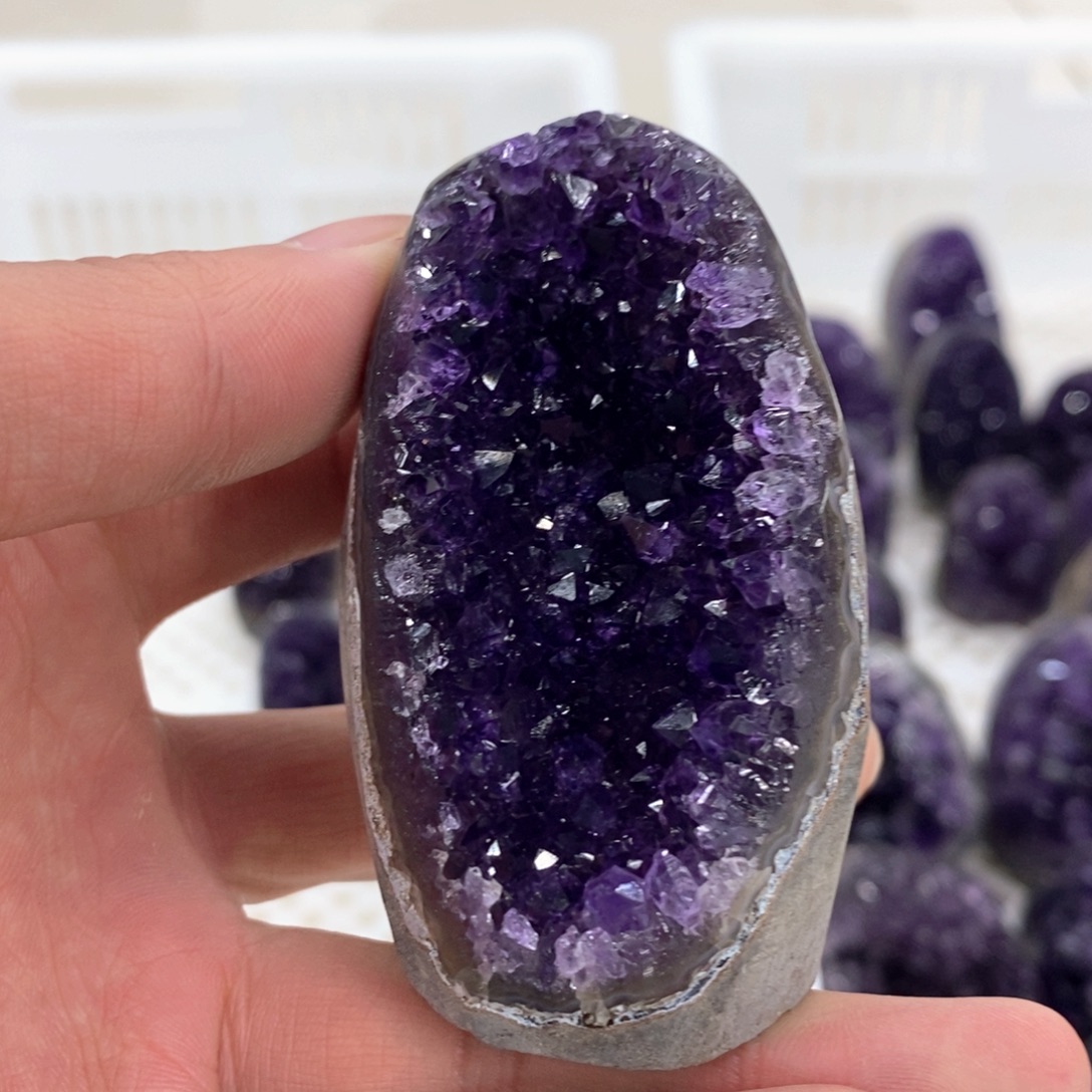 紫晶大型摆件（非配饰）未镶嵌