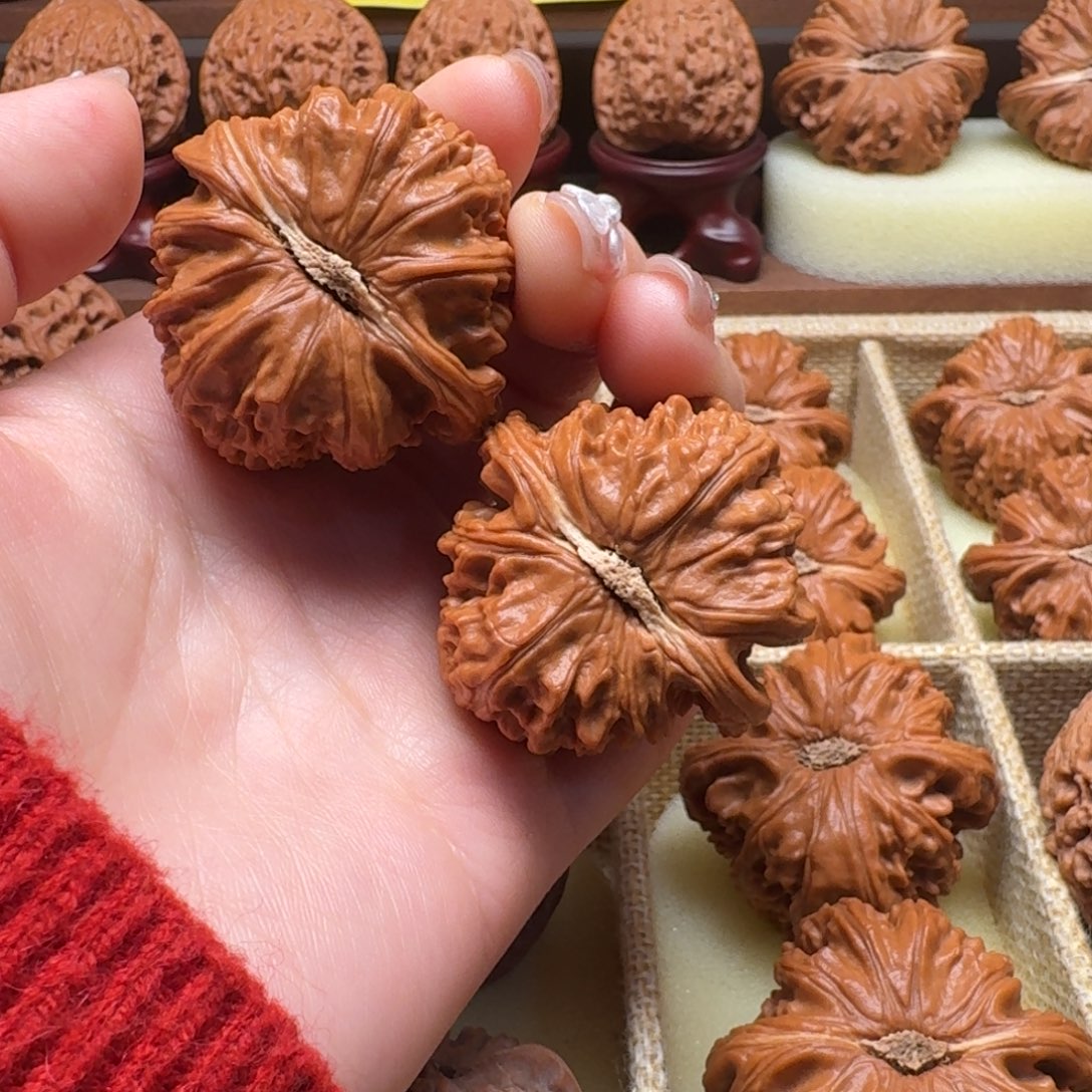 吊坠文玩核桃40白狮子