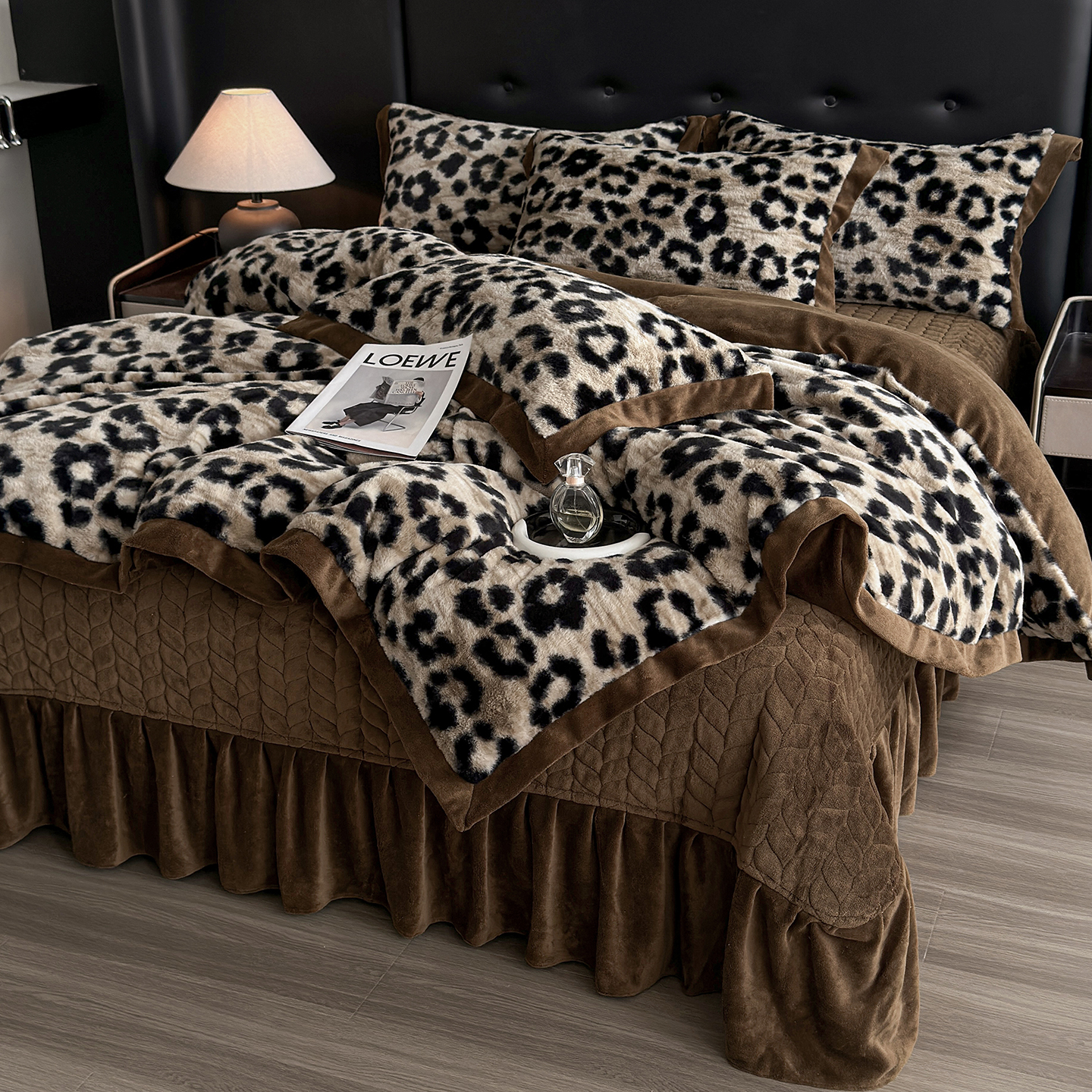 新款仿兔毛绒牛奶绒床盖床单款轻奢高端床上用品