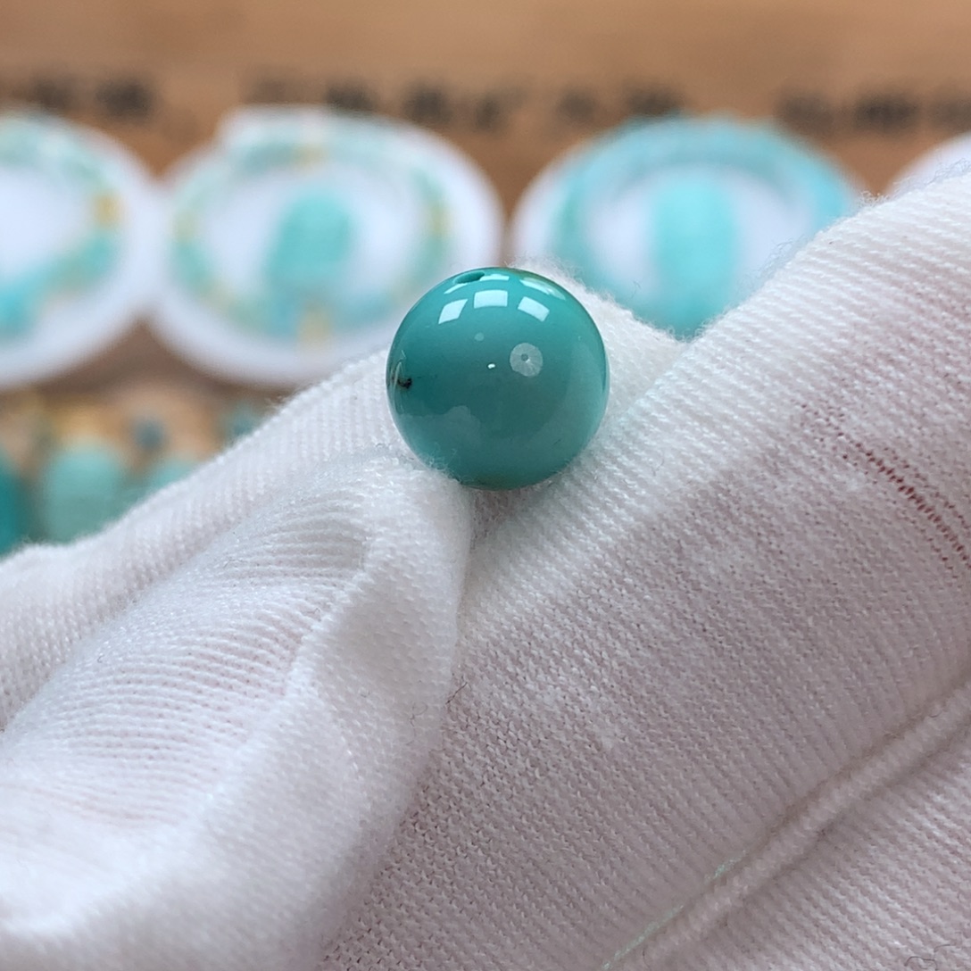 绿松石未镶嵌原矿绿松石圆珠