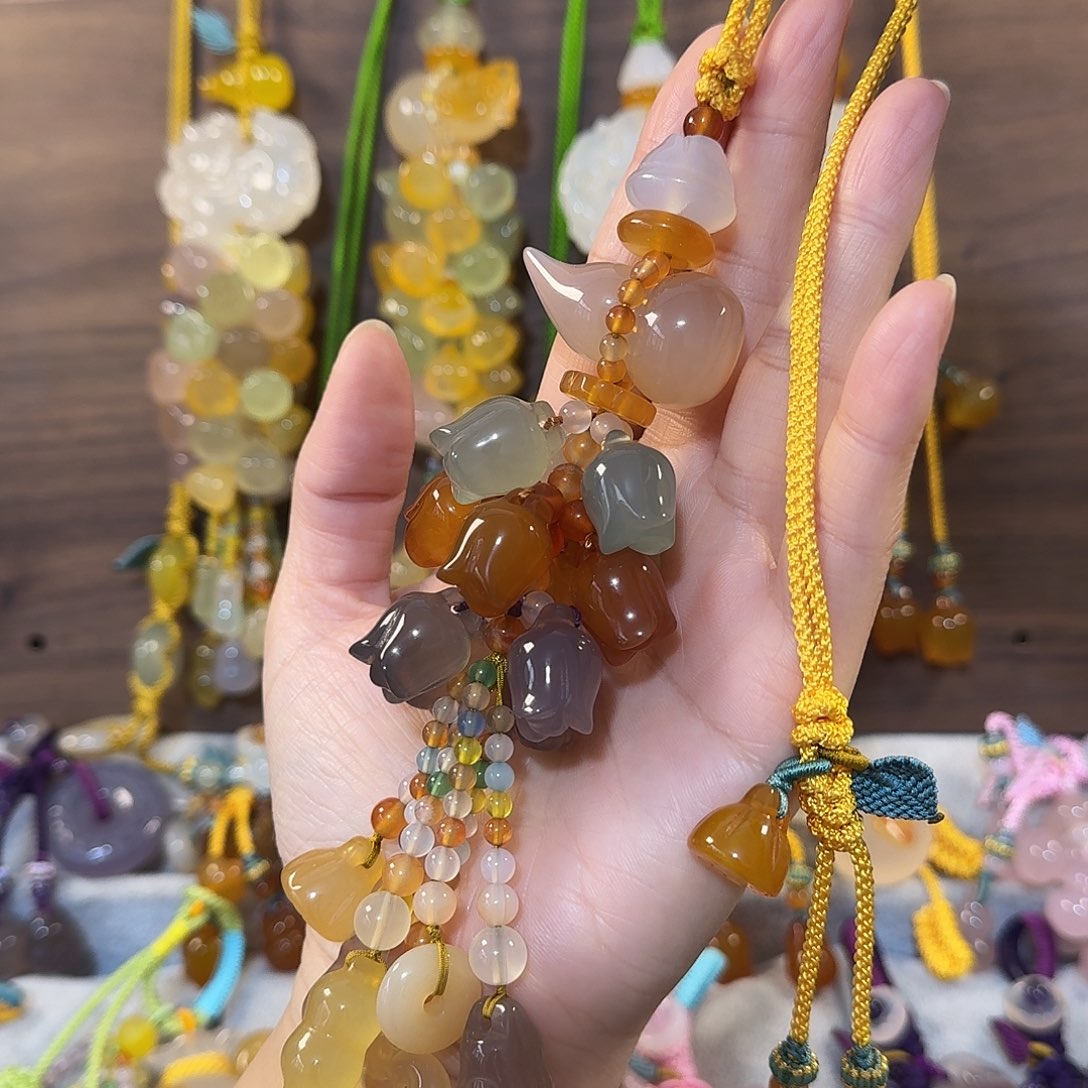 爱***地玛瑙/玉髓未镶嵌挂件福利款通货料子不挑新疆西藏不包邮