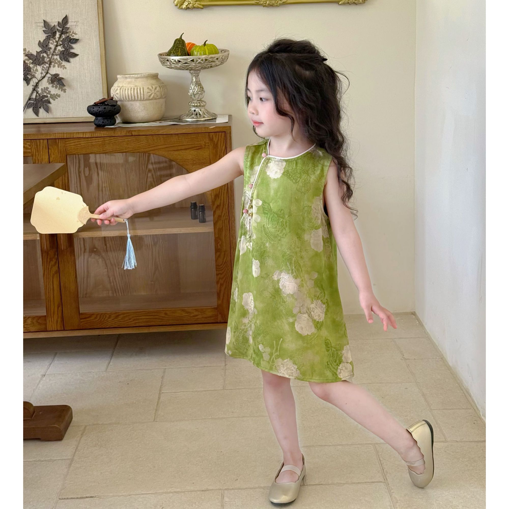 壹妈品质童装夏季新中式女童绿色旗袍背心裙复古国风儿童连衣裙