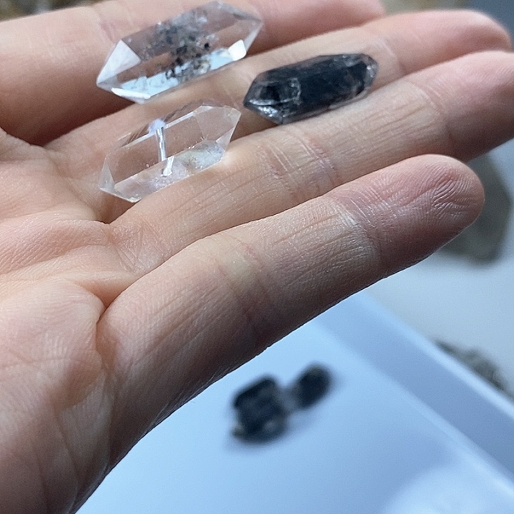 水晶颈饰未镶嵌?****?糖心