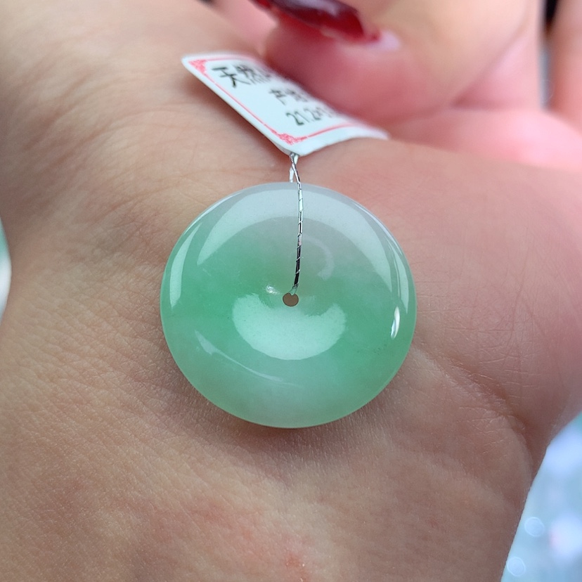 【闪购商品】翡翠吊坠(不含链)未镶嵌