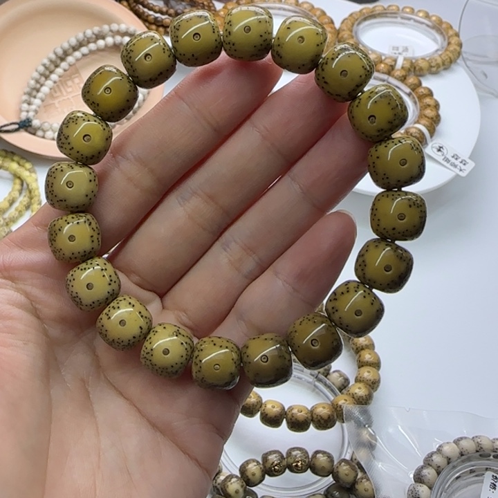 *****吊坠星月菩提，一物一图