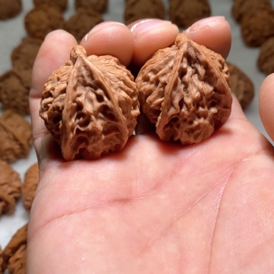 文玩核桃吊坠34三棱