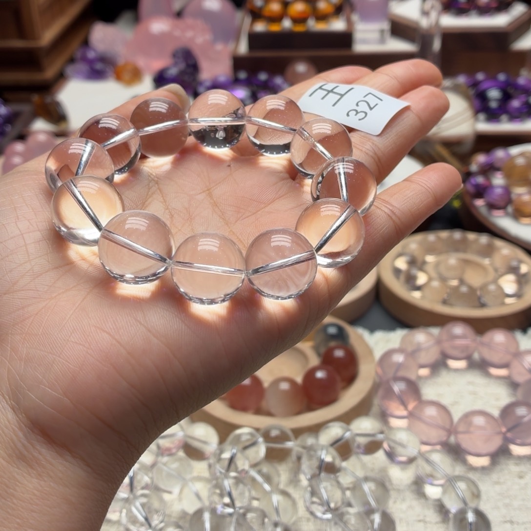 雨***u水晶手链未镶嵌16.5