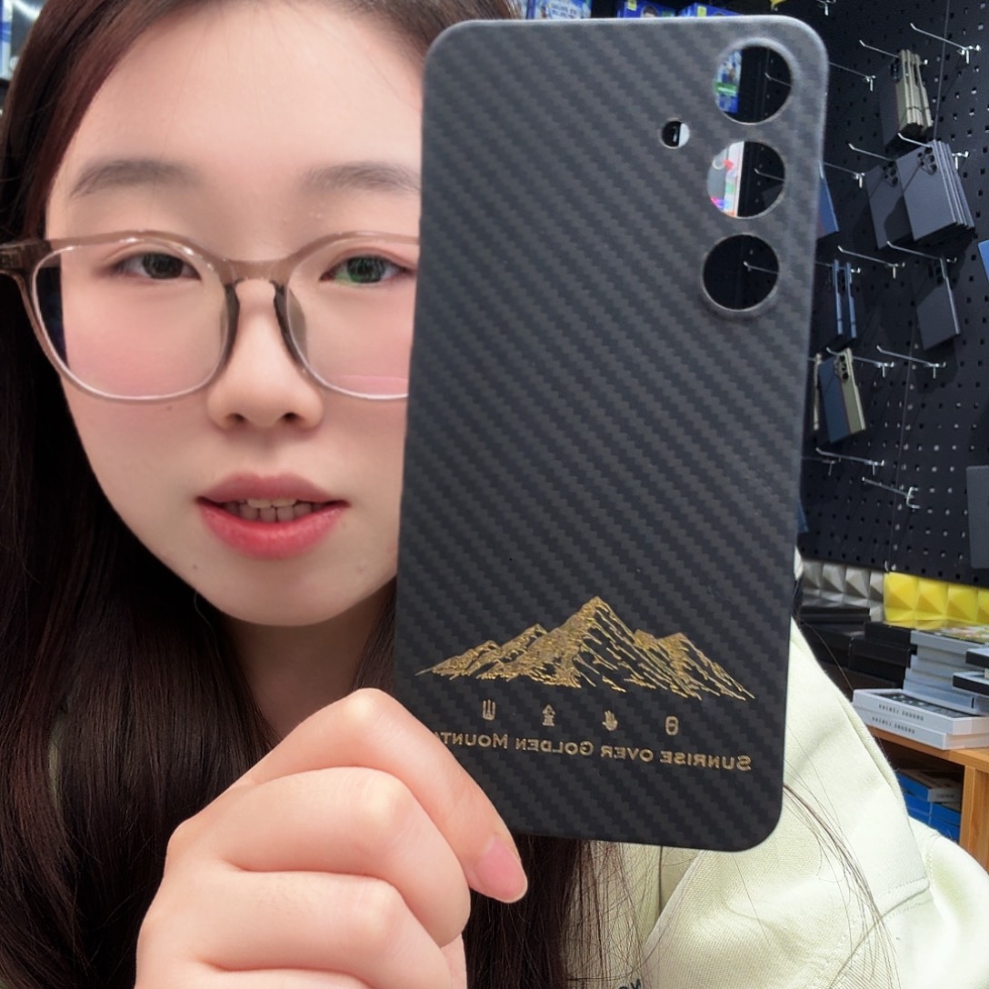 S24+凯夫拉日照金山瑕疵