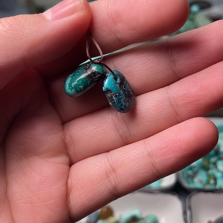 绿松石未镶嵌吊坠