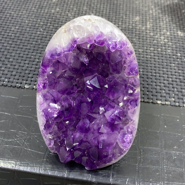 紫晶摆件未镶嵌无t