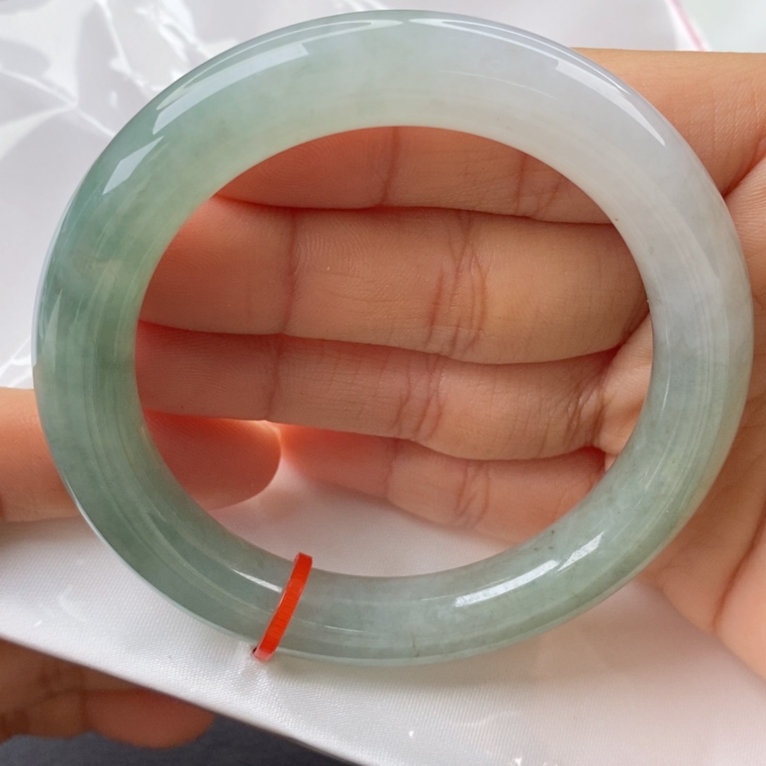 翡翠手镯（圆镯）未镶嵌