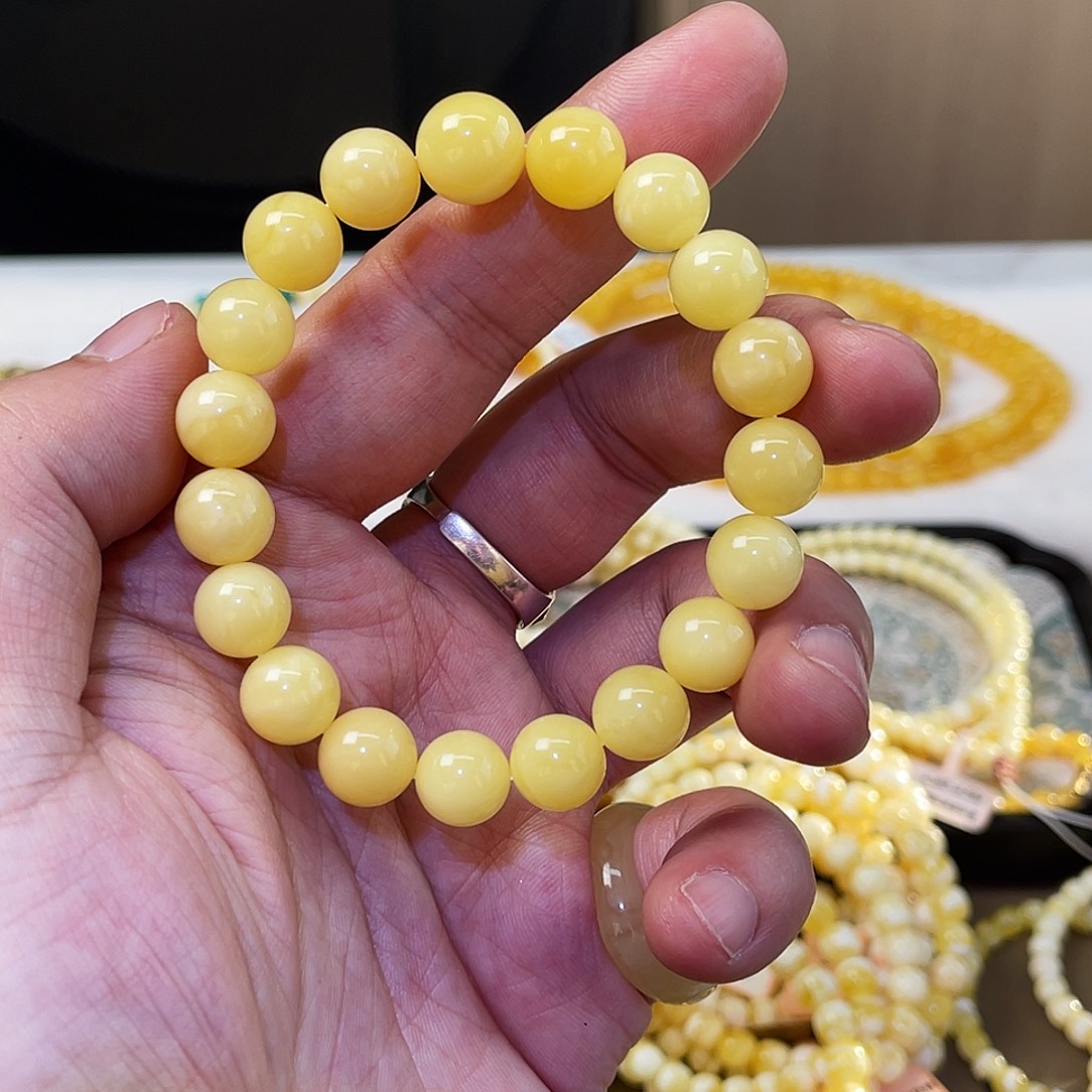 蜜蜡未镶嵌手串10mmm➕11mm顶珠奶豆子