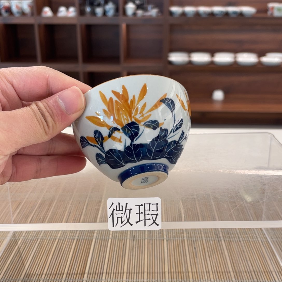 釉下手绘茶具微瑕