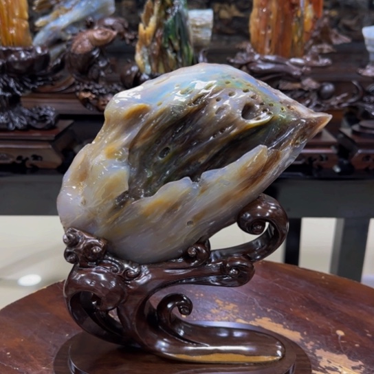 未镶嵌摆件硅化玉