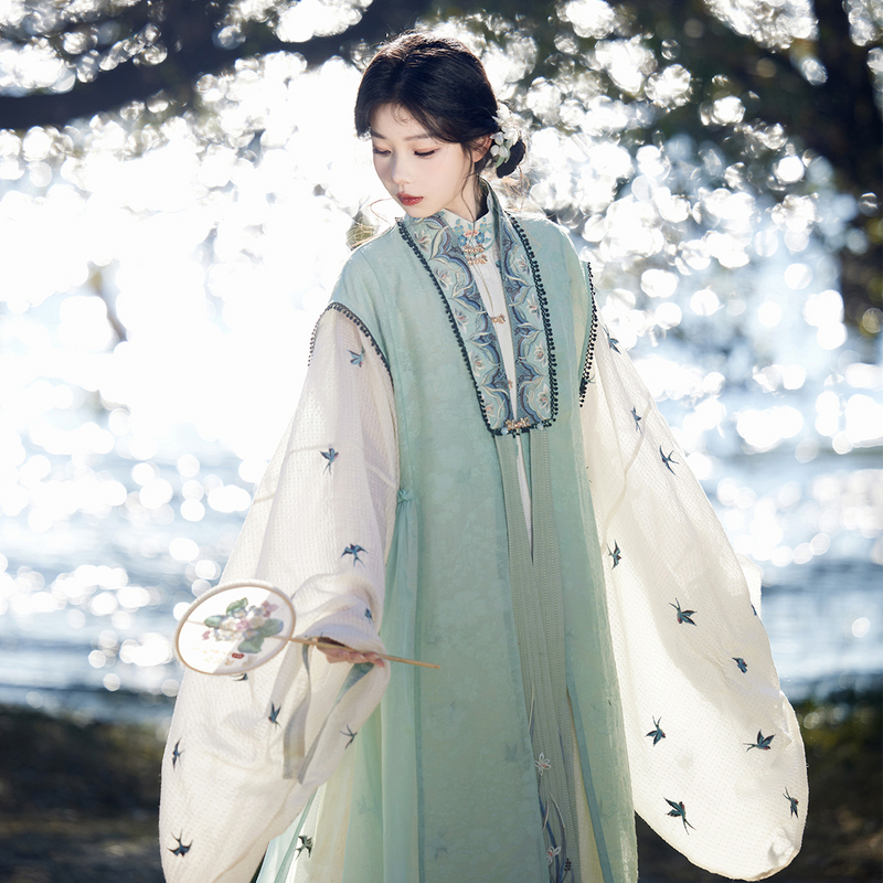 七月夕【雪中春信x杭州博物馆联名】汉服大袖衫长比甲马面裙女