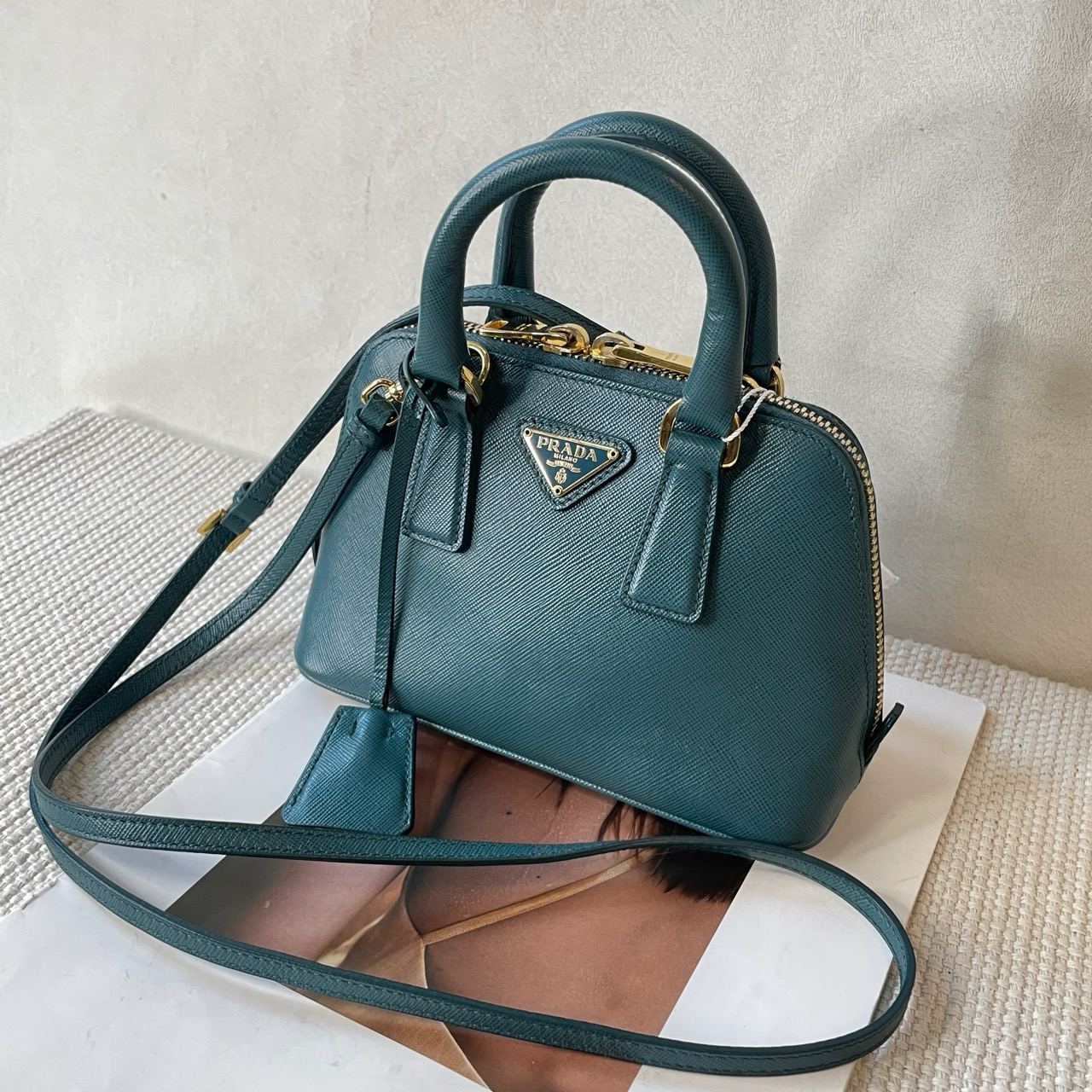 95新 Prada/普拉达 孔雀绿mini贝壳包