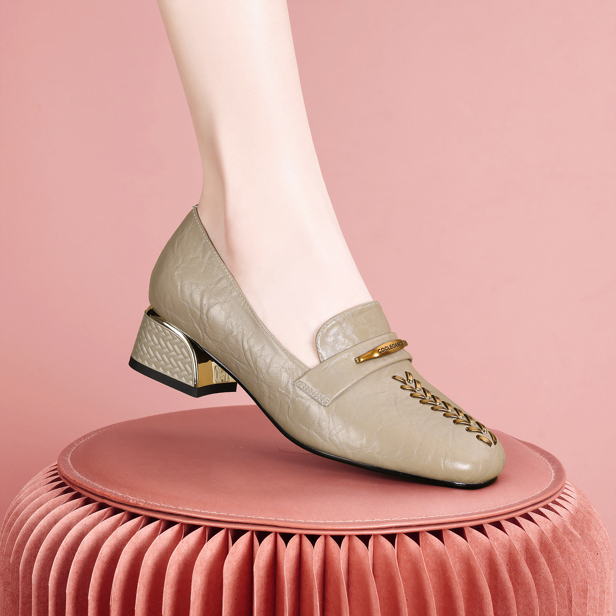 梵芮诗2025年春季新款方头时尚新中式原创潮流气质女士单鞋-Y1055