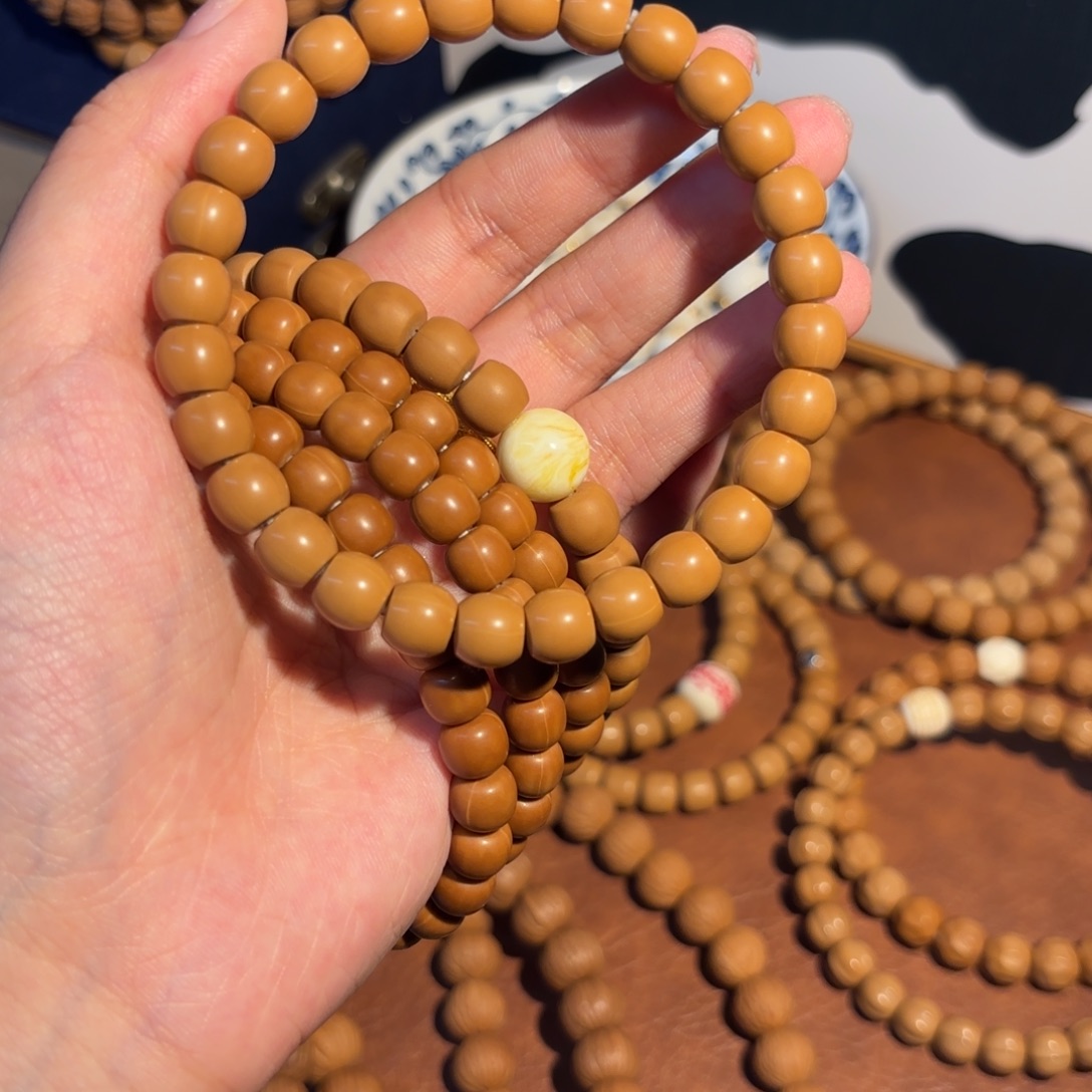 博***钢吊坠猴头核桃直切