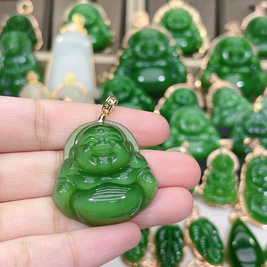 和田玉（碧玉）颈饰18K金镶嵌