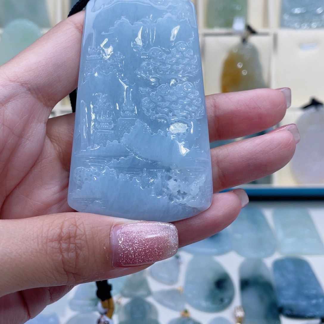 翡翠颈饰未镶嵌别****