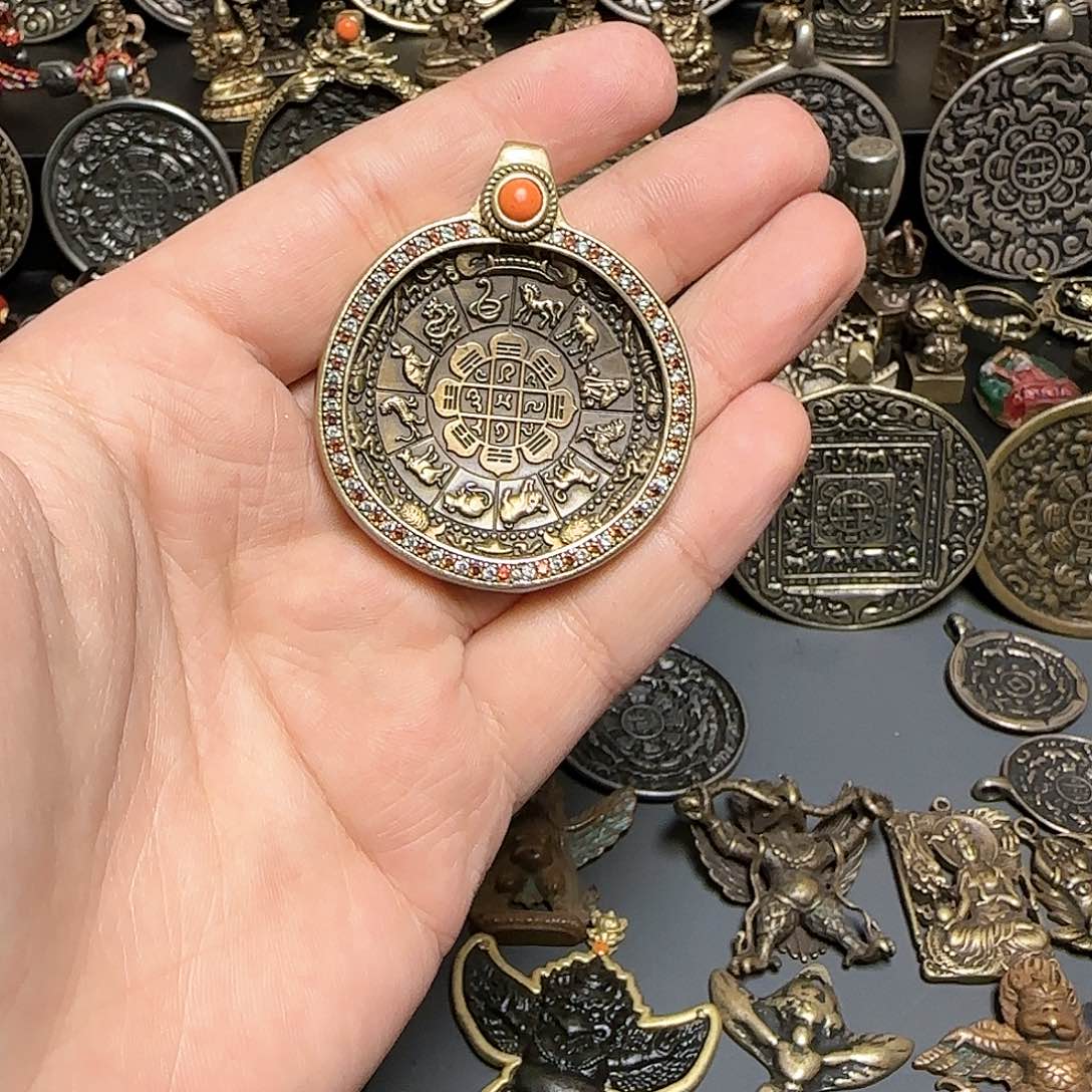 泥塑精品小元素品相完美的话