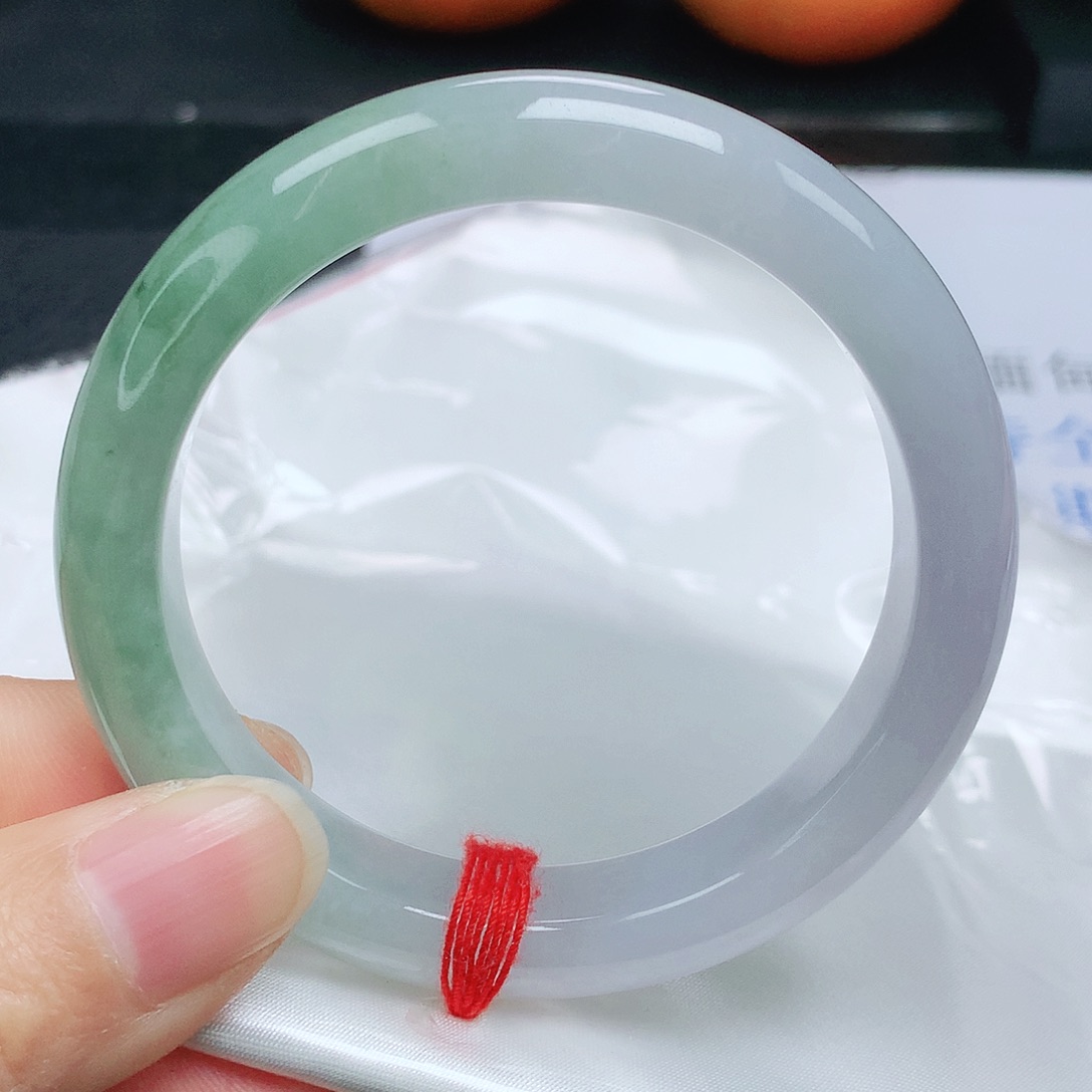 翡翠手镯未镶嵌正5251