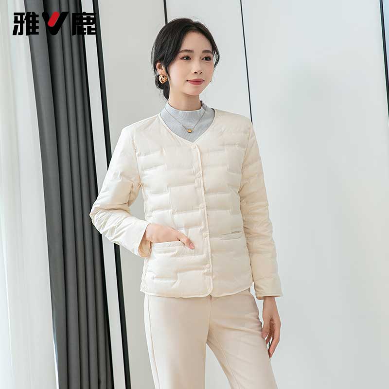 雅鹿2025秋冬女外穿轻薄V领单排扣羽绒外套修身保暖百搭保暖内胆