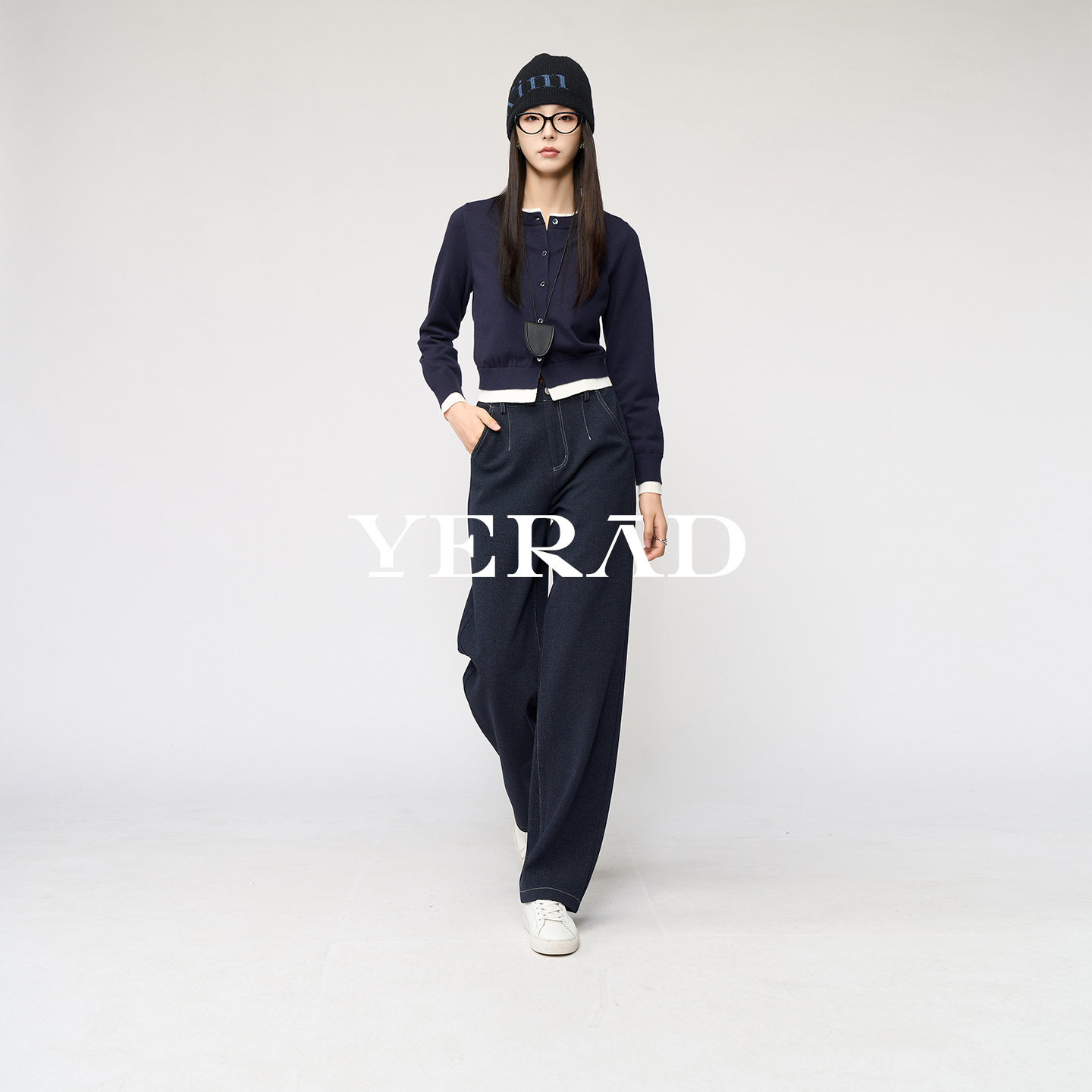 娅丽达针织直筒裤女冬2025新款休闲通勤长裤子窄版显瘦拖地阔腿裤