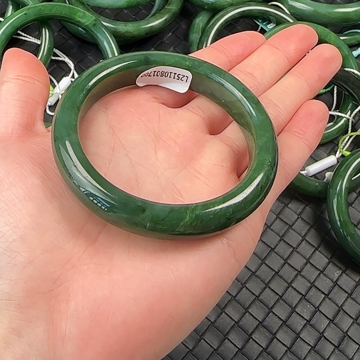 和田玉（碧玉）未镶嵌手镯57