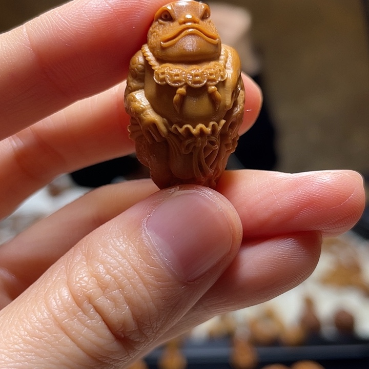 橄榄核吊坠橄榄 金蟾