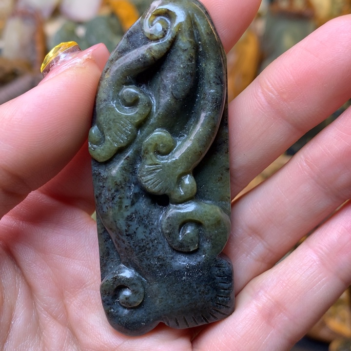 岫岩河磨玉（透闪石质玉）手链未镶嵌