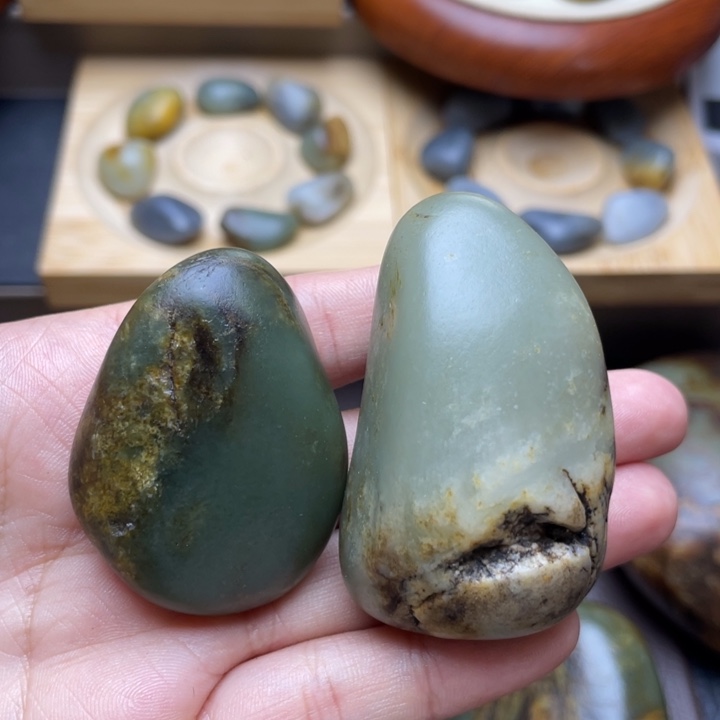 集***》和田玉未镶嵌挂件