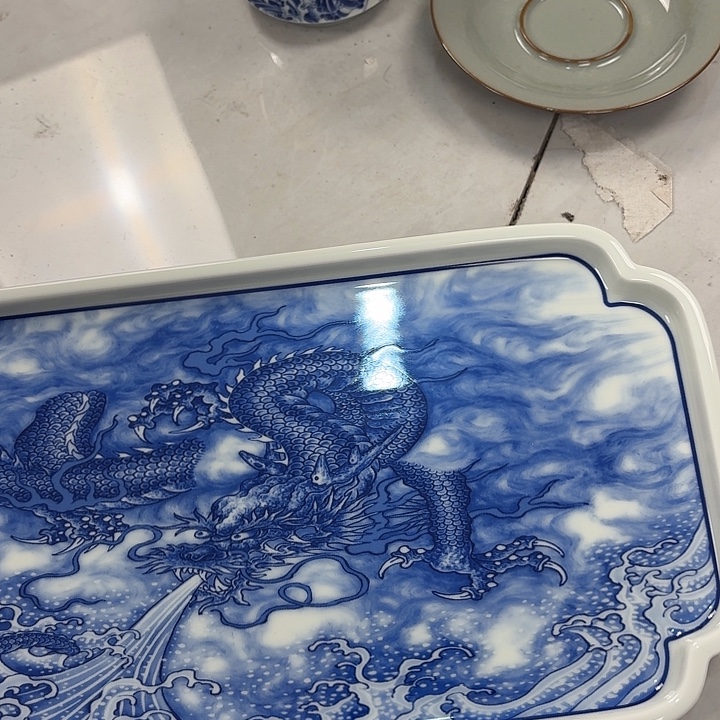 瓷片墨龙吸水干泡台景德镇