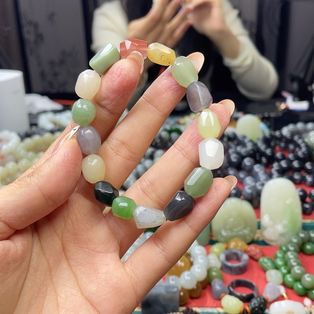 和田玉手链未镶嵌