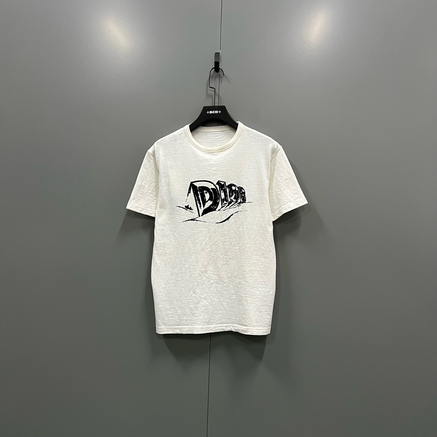 95新 DIOR/迪奥 (ll) 胸前3D字母logo短袖 M码/020553 无领标