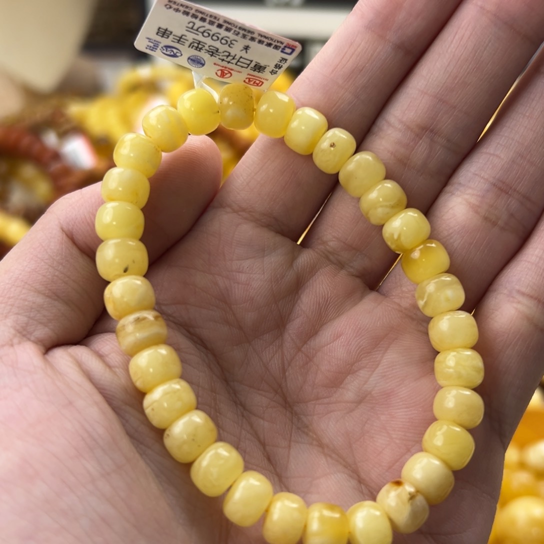 琥珀珠宝奇石未镶嵌