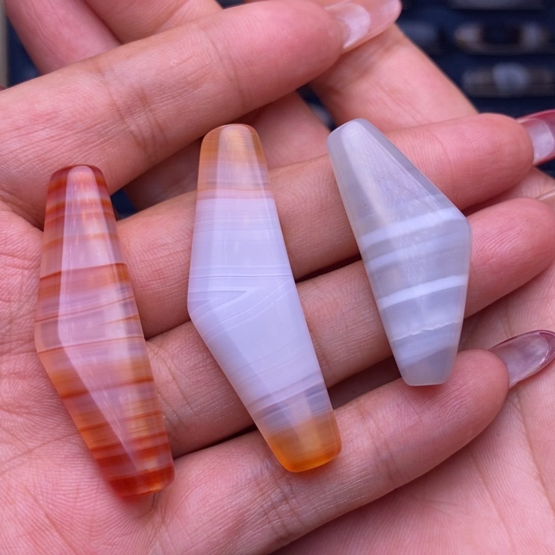 A***o玛瑙/玉髓未镶嵌珠宝半成品